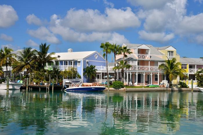 Canal-front homes at Kingfisher Island